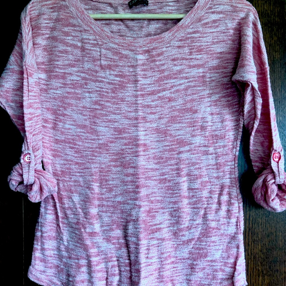 Heathered red top